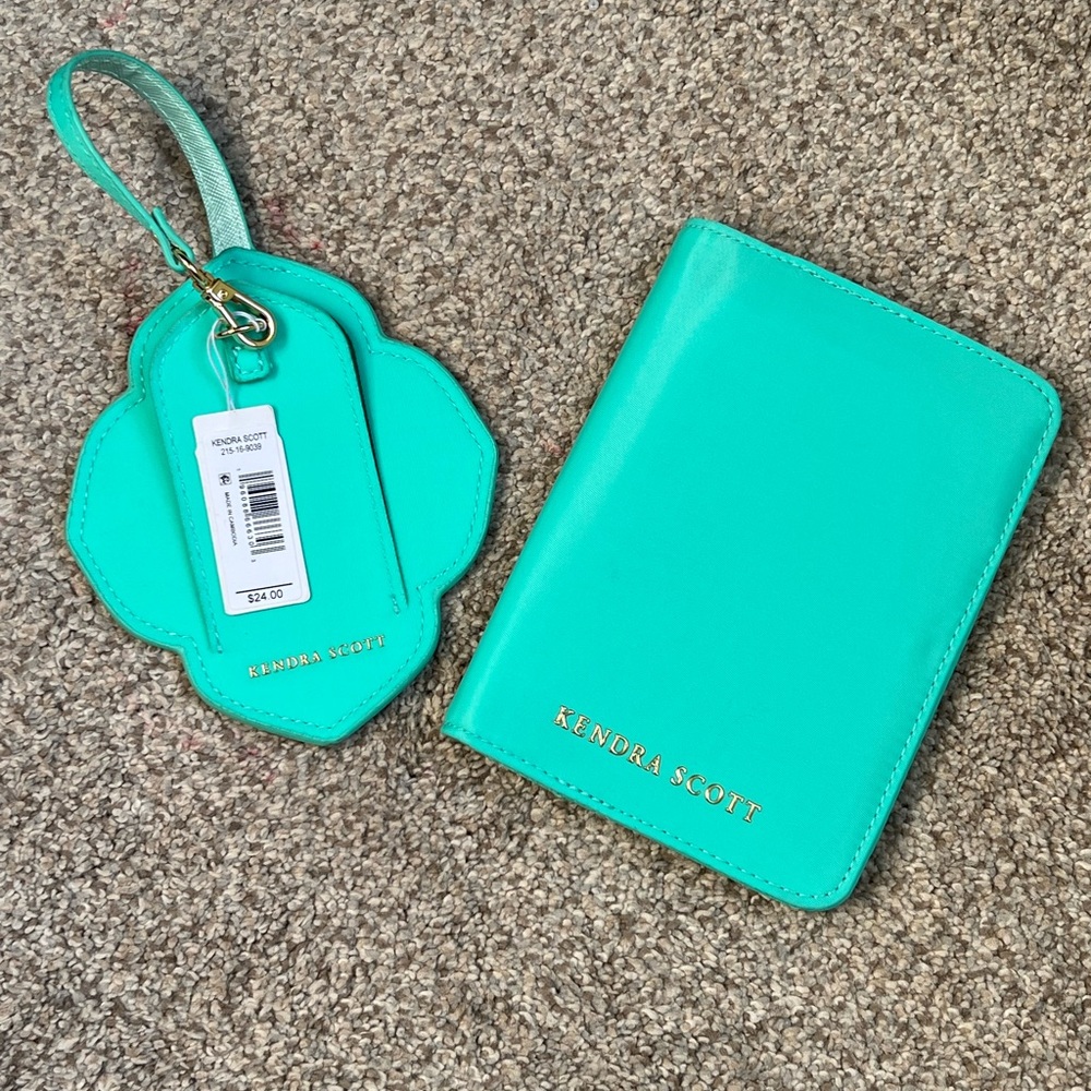 Kendra Scott travel set
